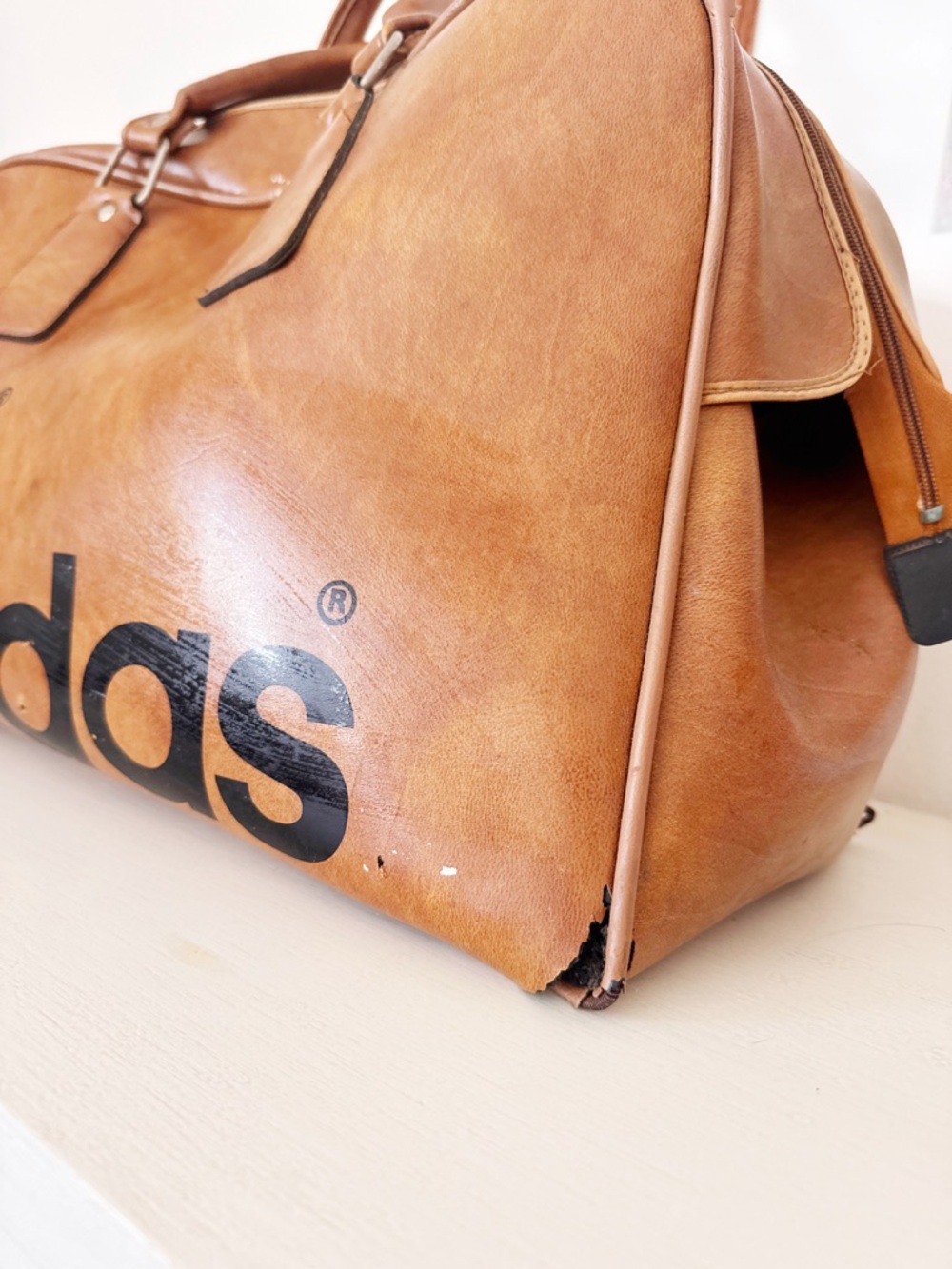 Vintage adidas Brown Duffel Bag with Black Logo - Picture 2 of 13